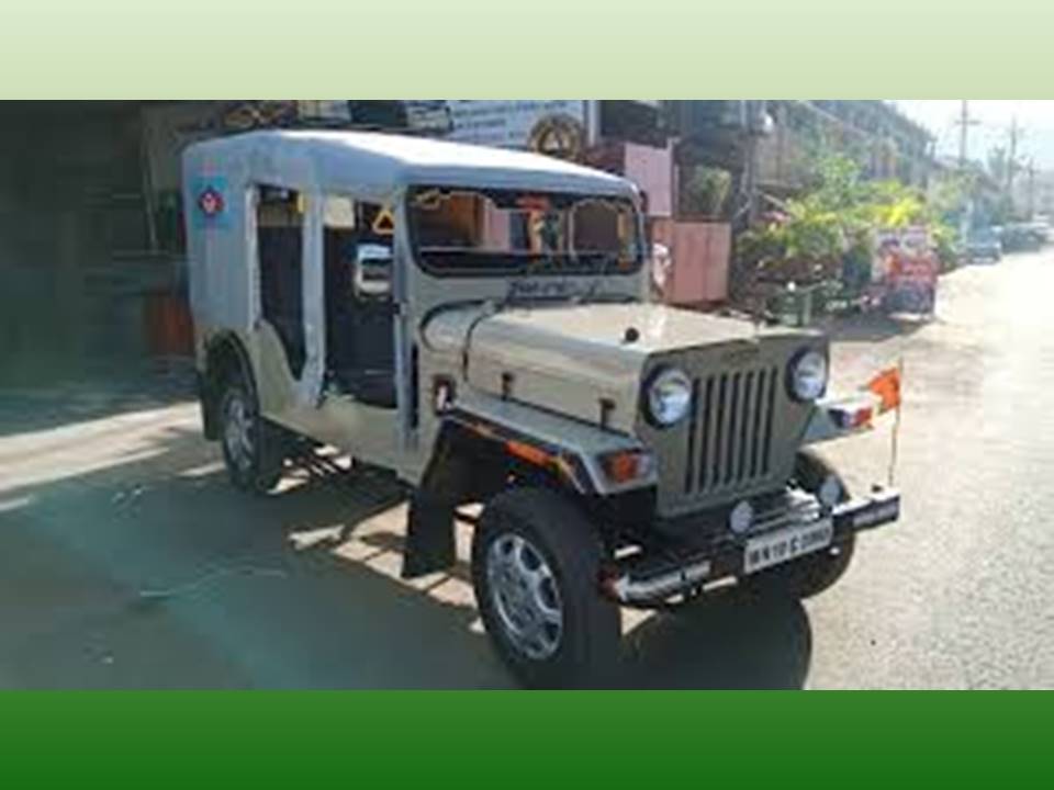 COMMANDER MAHINDRA FRONT RIGHT